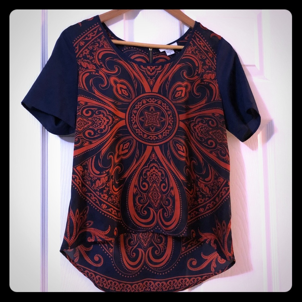 Bar III Top with Back Zipper Detail